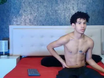 alexwos – webcam model profile photo Image 13