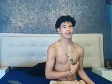 alexwos – webcam model profile photo Image 7