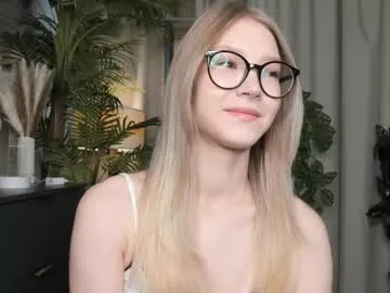 Lia_Brooks – webcam model profile photo Image 18