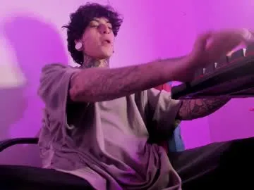 TeenieMarie – webcam model profile photo Image 11