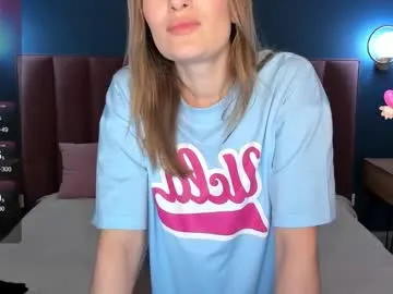 piaduran – webcam model profile photo Image 7