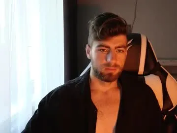 Juhone – webcam model profile photo Image 8