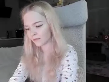 elizabethboltXXX – webcam model profile photo Image 4