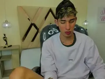 Donovan_Desmond – webcam model profile photo Image 18