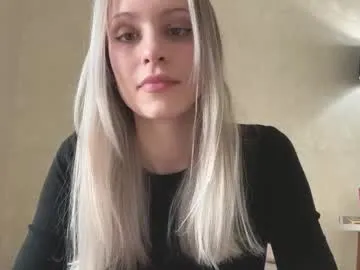 NatallieLynn – webcam model profile photo Image 10