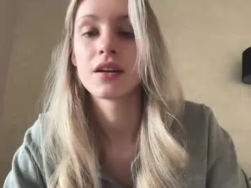 NatallieLynn – webcam model profile photo Image 12