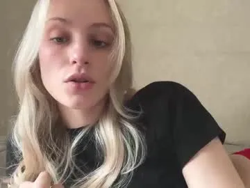 NatallieLynn – webcam model profile photo Image 9