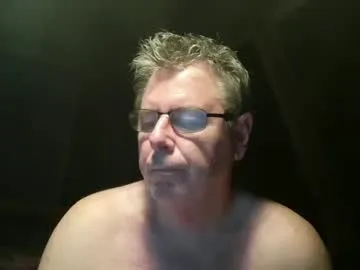 drinklinov – webcam model profile photo Image 3