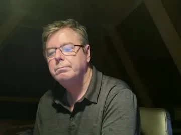 drinklinov – webcam model profile photo Image 6