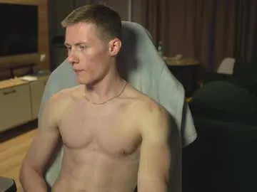 LauraFord – webcam model profile photo Image 13