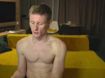 LauraFord – webcam model profile photo Image 14