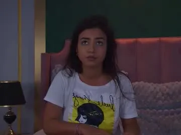 Kelseeyfoxy – webcam model profile photo Image 15