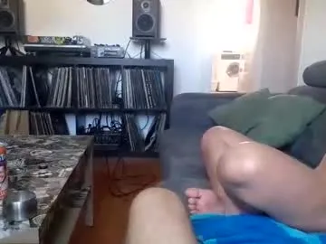 Lunamix – webcam model profile photo Image 6