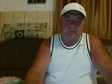 KarinaSanz – webcam model profile photo Image 12