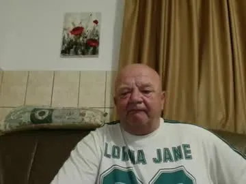 KarinaSanz – webcam model profile photo Image 14