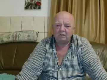 KarinaSanz – webcam model profile photo Image 17