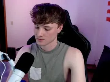 SkyEyesLuna – webcam model profile photo Image 2