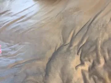 Lawrenhils – webcam model profile photo Image 6