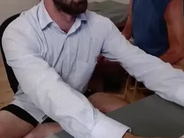 chillbicrew – webcam model profile photo Image 13