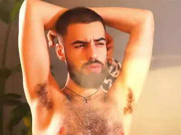 Amylewiss – webcam model profile photo Image 16