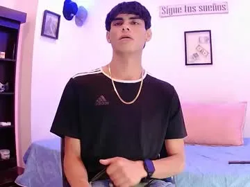 boysgang_sex – webcam model profile photo Image 14