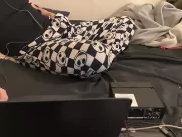 MiraDelynn – webcam model profile photo Image 5