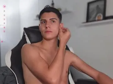 successful_kevin – webcam model profile photo Image 12