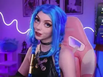 aliceee18 – webcam model profile photo Image 4
