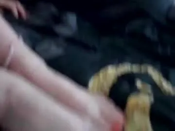 DarkDea – webcam model profile photo Image 11