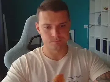 TiianaGlow – webcam model profile photo Image 2