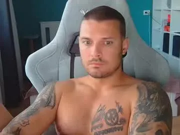 TiianaGlow – webcam model profile photo Image 9