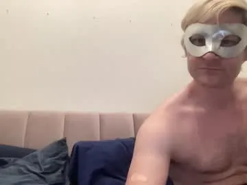 CORIYNE – webcam model profile photo Image 5