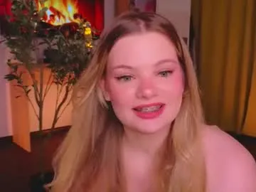 Polli_Kiss – webcam model profile photo Image 14