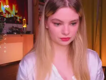 Polli_Kiss – webcam model profile photo Image 5