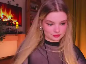 Polli_Kiss – webcam model profile photo Image 7