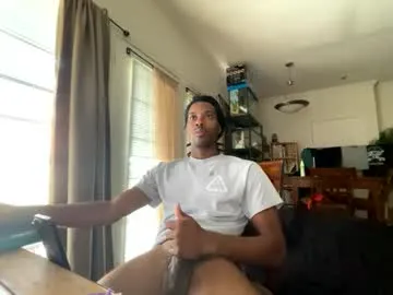 FoxxyMilf – webcam model profile photo Image 13