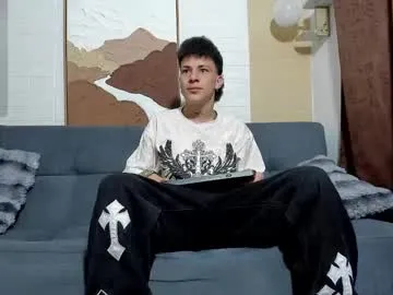 AlesandraMachado – webcam model profile photo Image 2