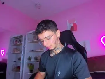 LucySkyvy – webcam model profile photo Image 5