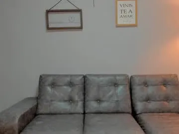 IrisWain – webcam model profile photo Image 3