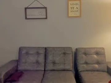 IrisWain – webcam model profile photo Image 5