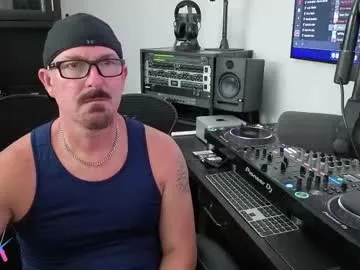 big13inchess – webcam model profile photo Image 11