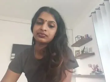 FerLenns – webcam model profile photo Image 11