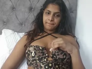 FerLenns – webcam model profile photo Image 3