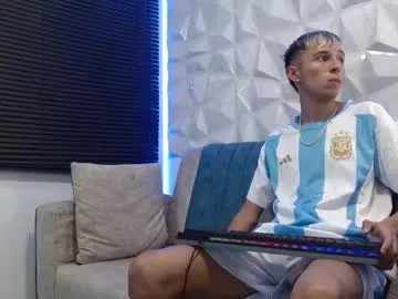 piaduran – webcam model profile photo Image 19