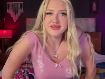 Live with itslunaaaaa on FliCam