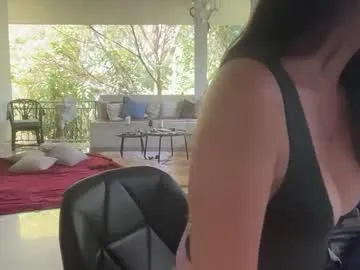 2badforyou – webcam model profile photo Image 8