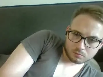 nicky_mart – webcam model profile photo Image 10