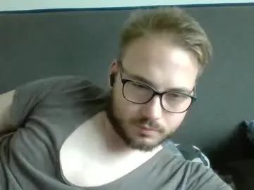 nicky_mart – webcam model profile photo Image 12