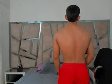 LauraJean – webcam model profile photo Image 4