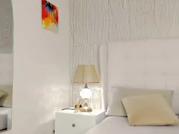 JackieBell – webcam model profile photo Image 2